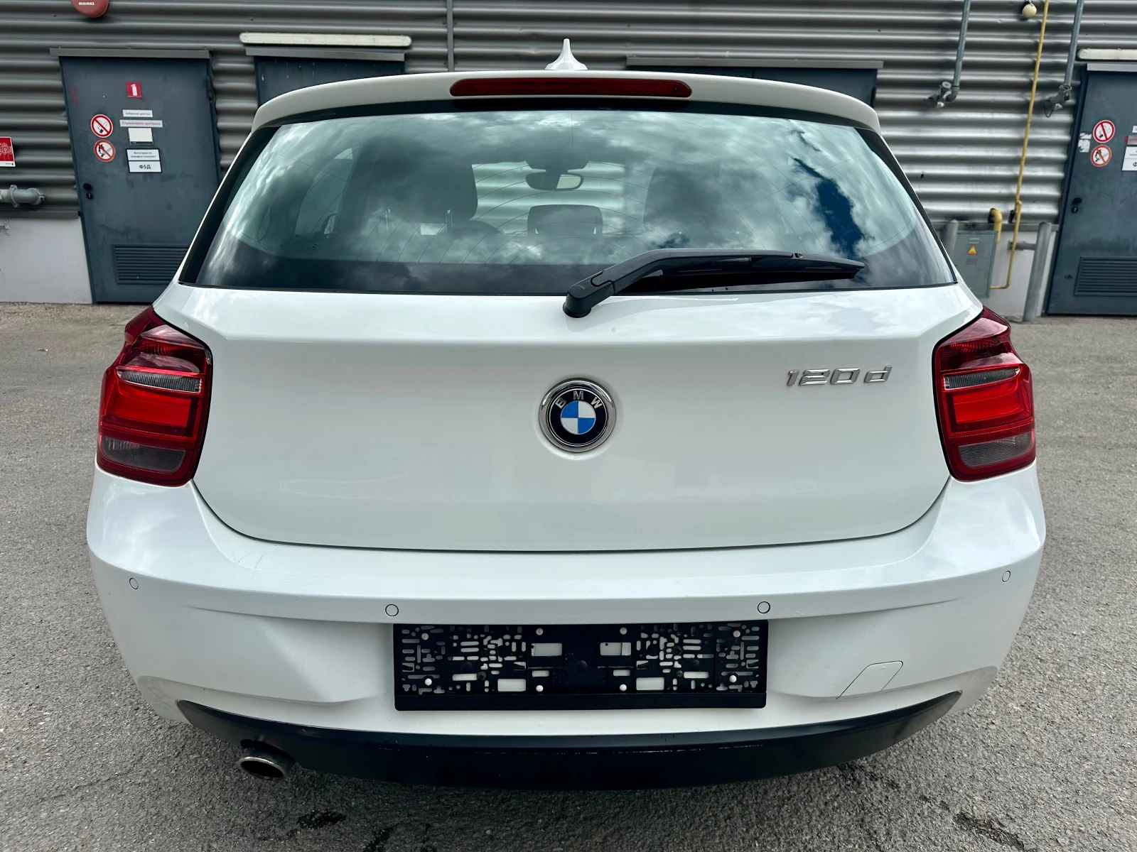 BMW 120 2.0 D * SPORT*  - изображение 7