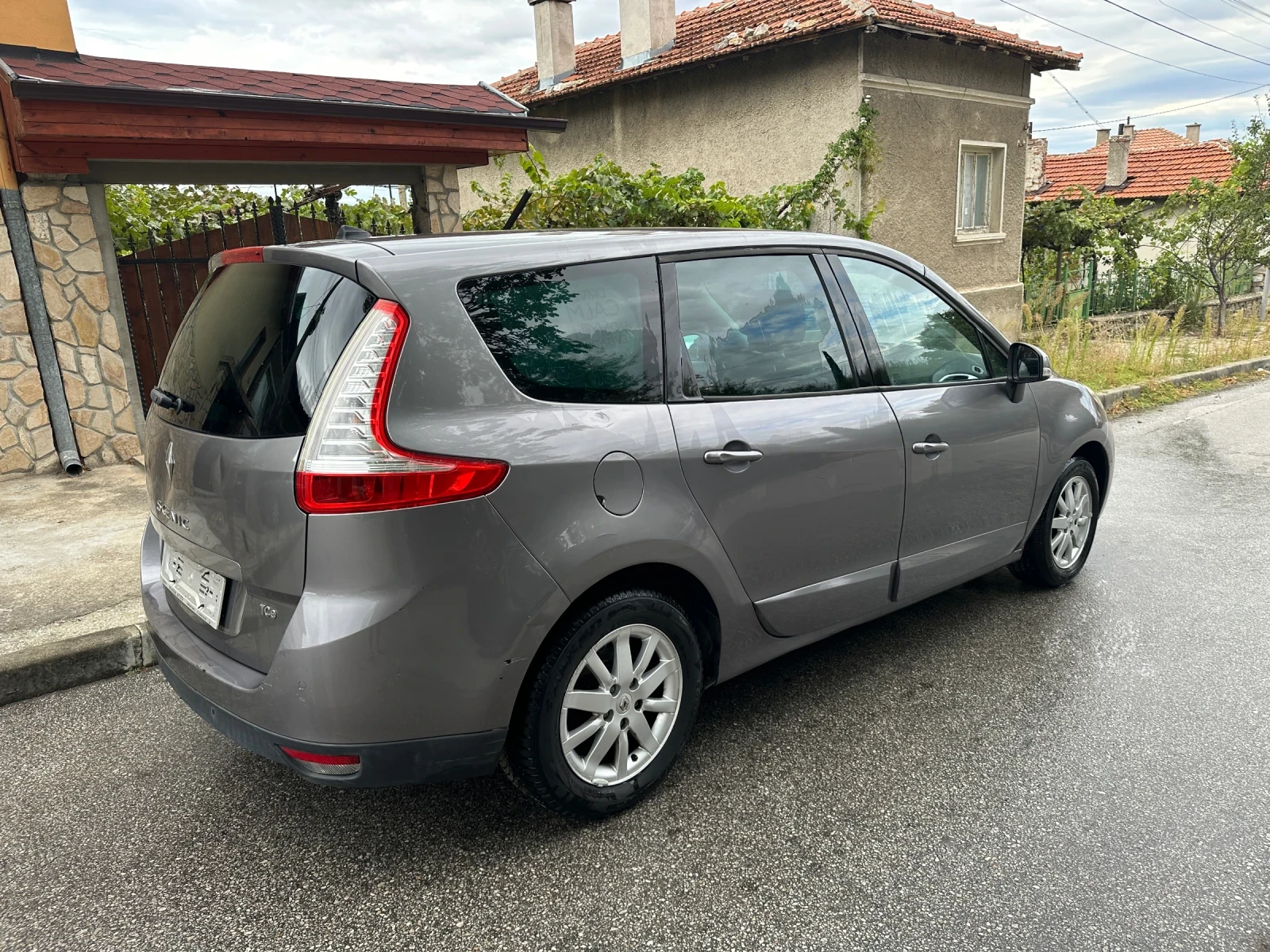 Renault Grand scenic 1.4TCe 7места - изображение 5