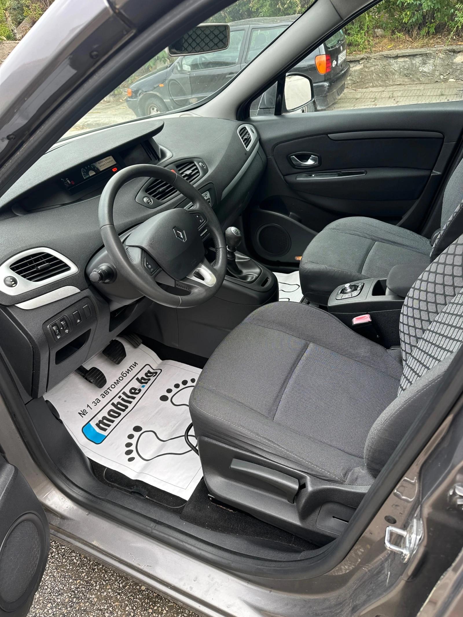 Renault Grand scenic 1.4TCe 7места - изображение 9