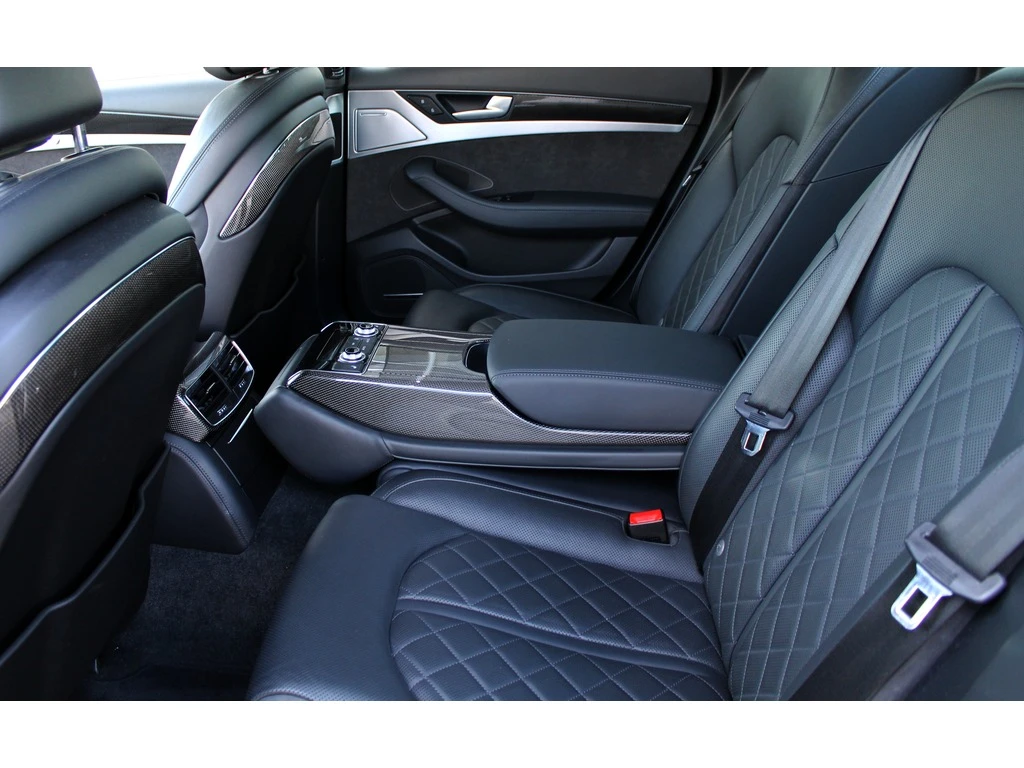 Audi S8 PLUS * * CARFAX * *   * *  | Mobile.bg   13