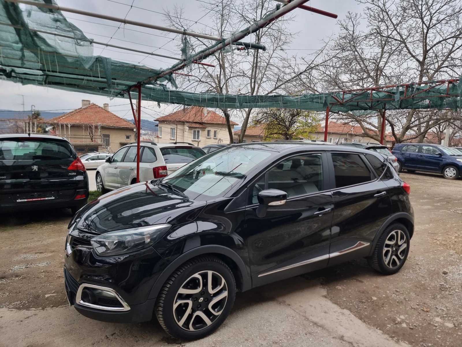 Renault Captur 1.5dci NAVI - изображение 2