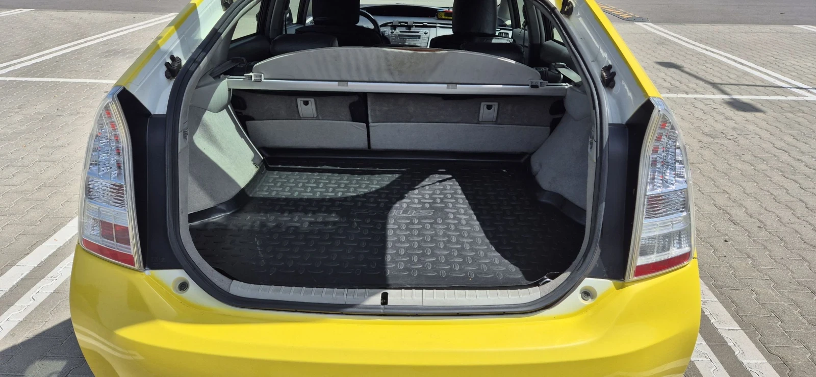 Toyota Prius 1.8 Hybrid 135к.с. - изображение 6