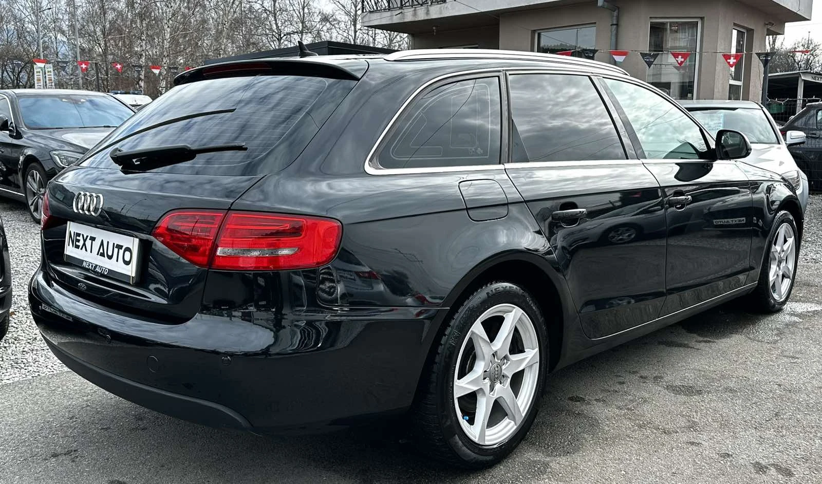 Audi A4 2.0TDI 143HP NAVI AUTOMAT КОЖА - изображение 5