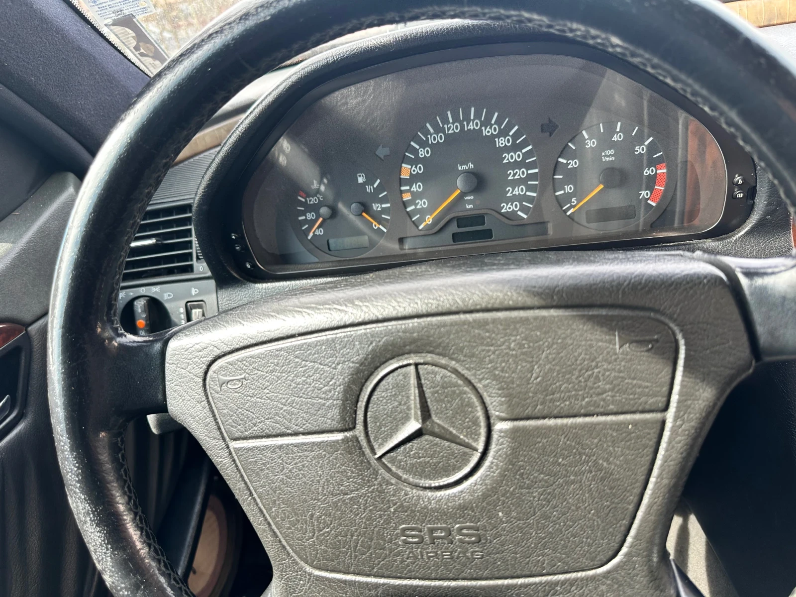 Mercedes-Benz C 200  - изображение 10