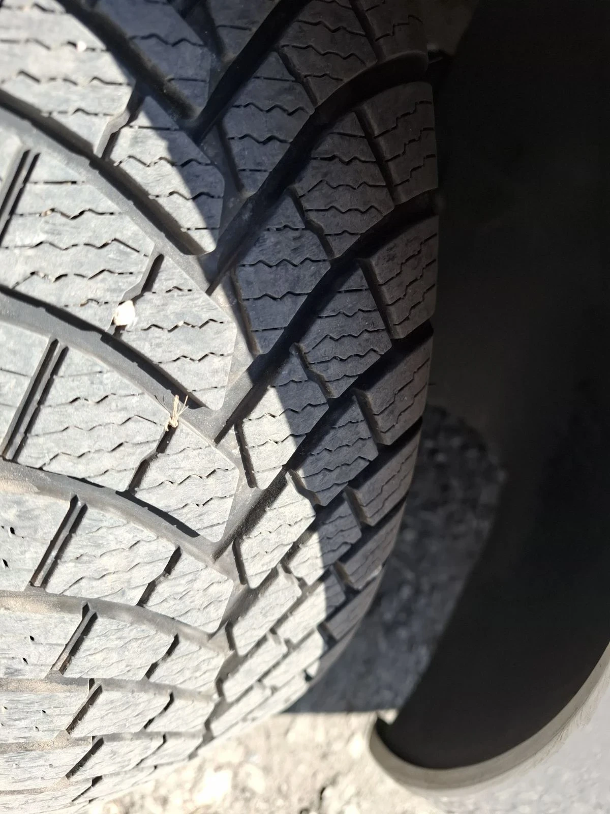 Peugeot 208 1.2i, снимка 12 - Автомобили и джипове - 53962163