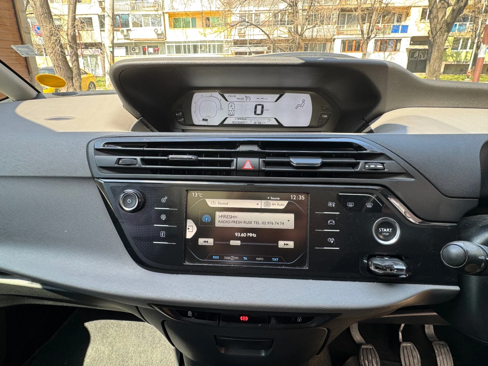 Citroen C4 Picasso GRAND 1.6 E-HDI 115 7 места, снимка 11 - Автомобили и джипове - 53983720