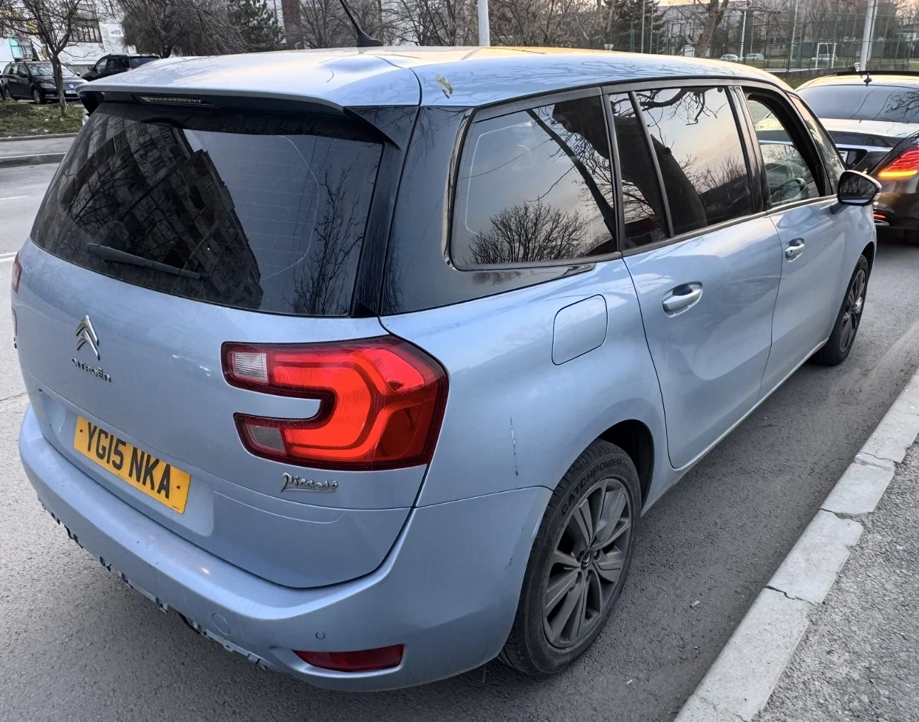 Citroen C4 Picasso GRAND 1.6 E-HDI 115 7 места, снимка 17 - Автомобили и джипове - 53983720