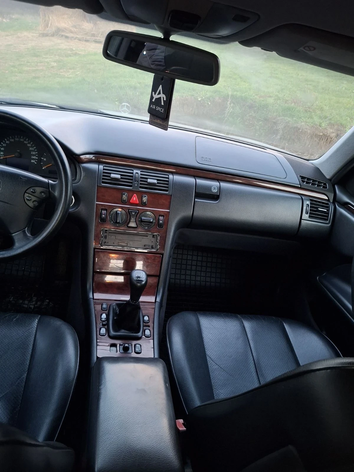 Mercedes-Benz E 270 270 CDi, снимка 5 - Автомобили и джипове - 54032087