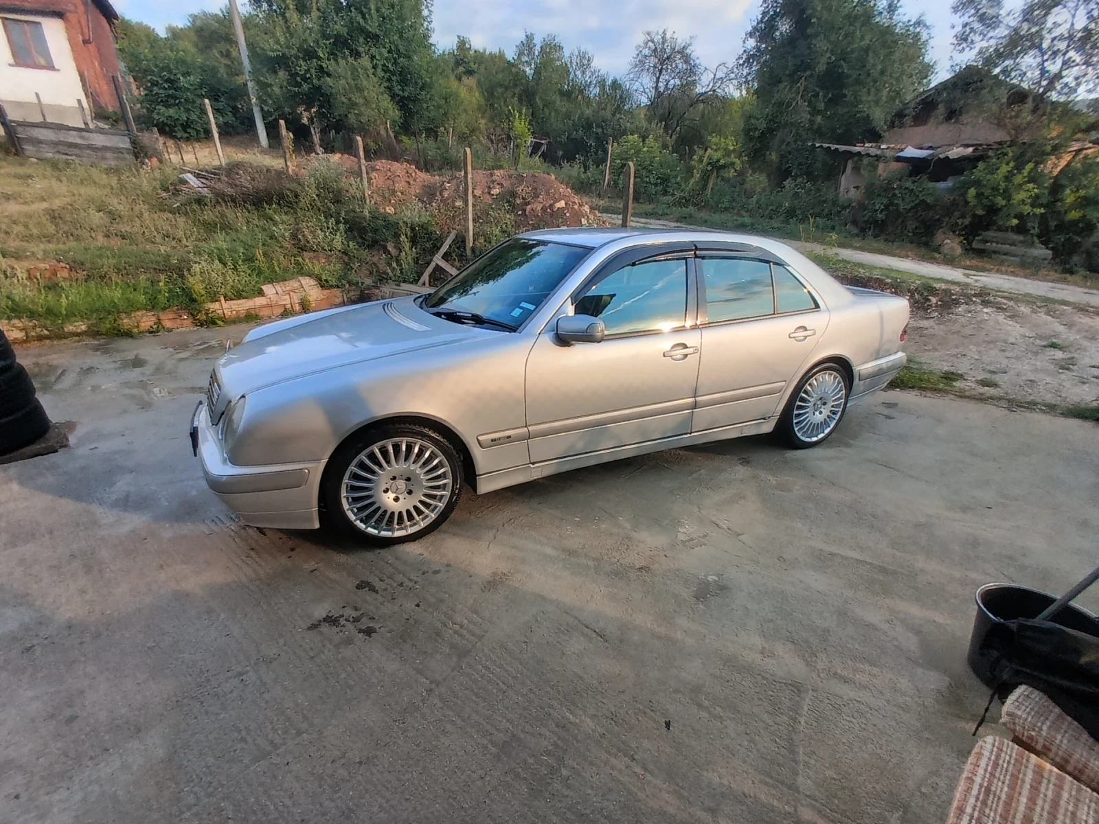 Mercedes-Benz E 270 270 CDi, снимка 2 - Автомобили и джипове - 54032087