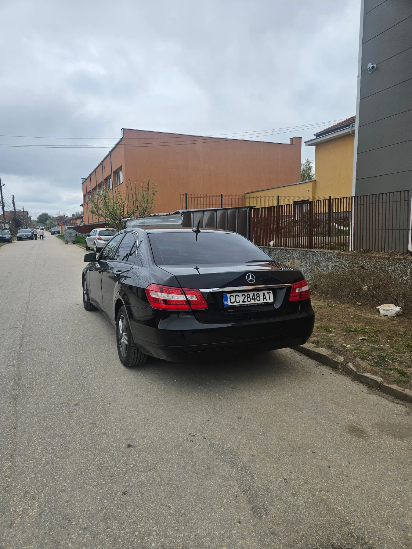 Mercedes-Benz E 200 | Mobile.bg � ����������� 5