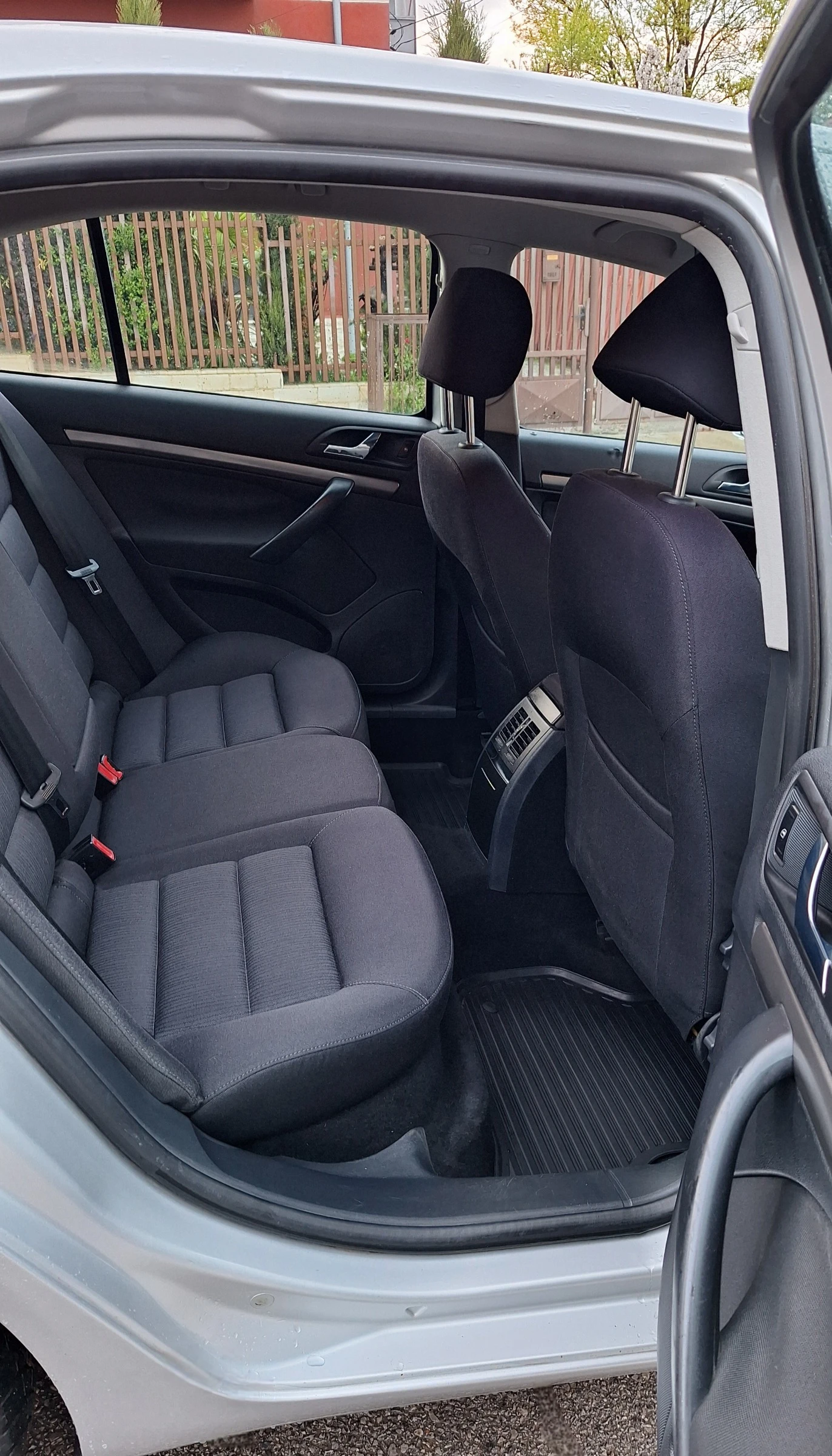 Skoda Octavia 1.9 TDI 105кс LiftBack 2006г. EURO4, снимка 11 - Автомобили и джипове - 54445731