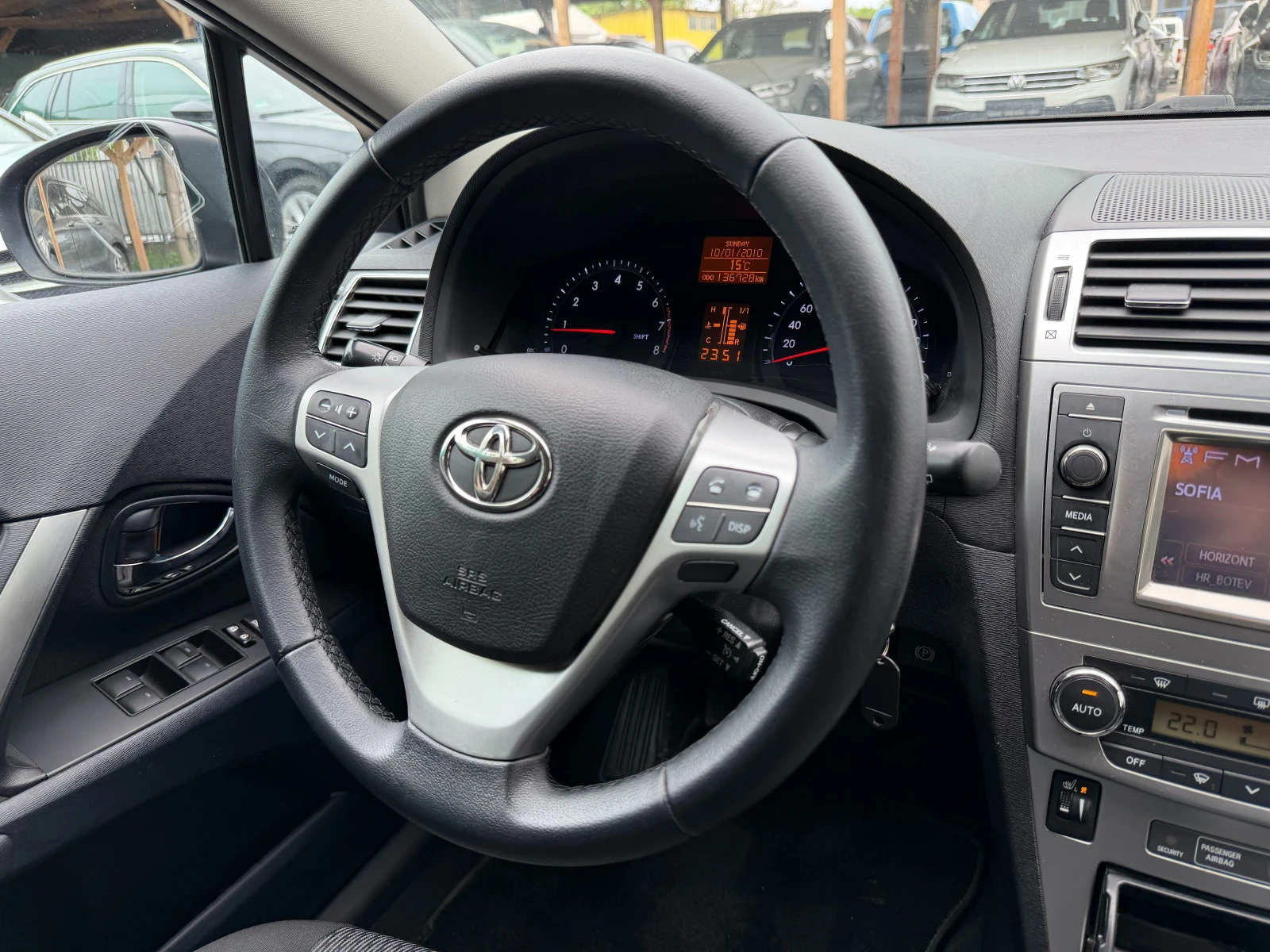 Toyota Avensis 1.8I* СЕРВИЗНА КНИЖКА* ПЪЛНА  ИСТОРИЯ , снимка 12 - Автомобили и джипове - 54484472