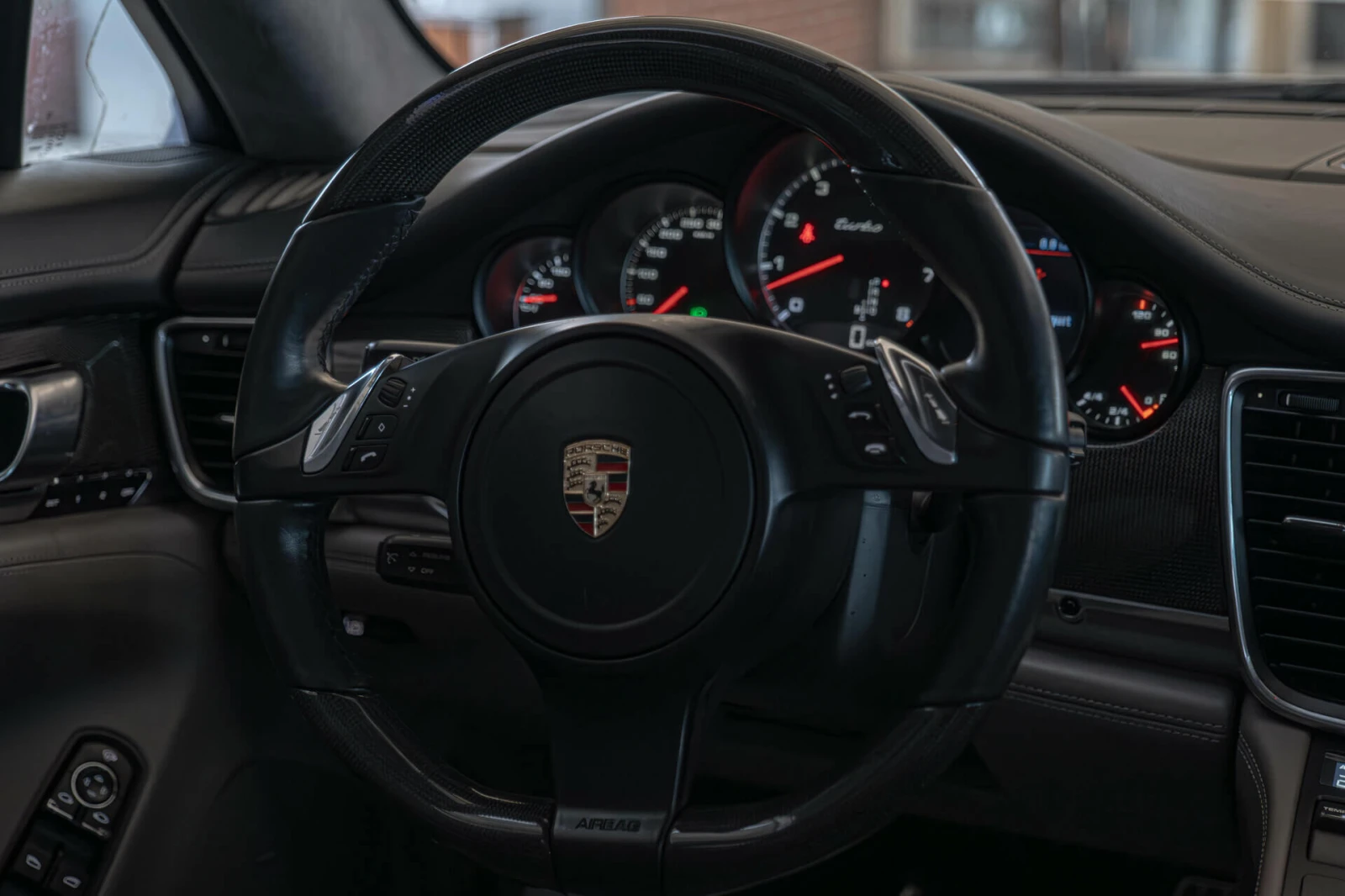 Porsche Panamera  Turbo/Keramika/Алкантар/Chrono/Обдухване/Carbon, снимка 15 - Автомобили и джипове - 54554060