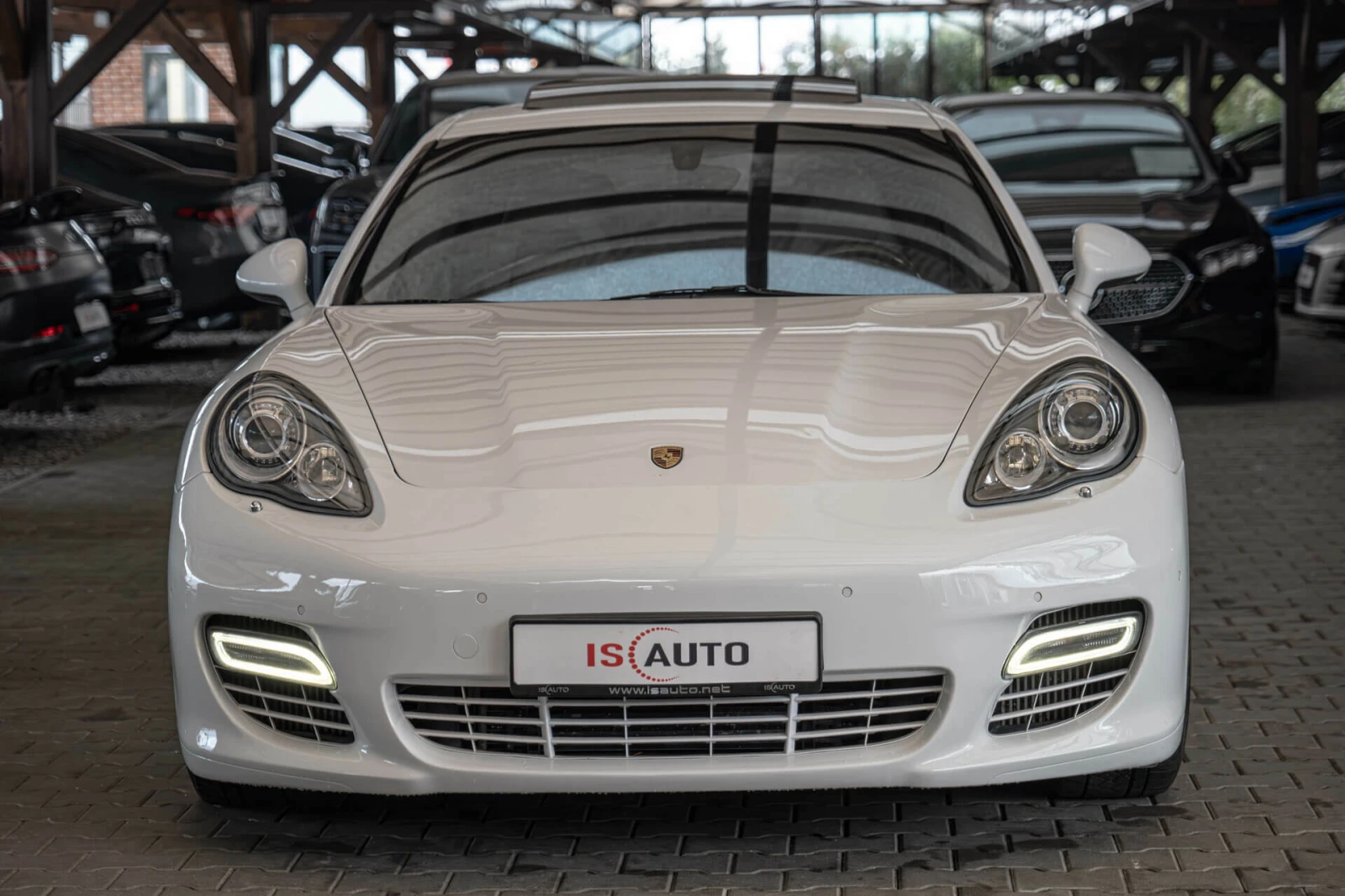 Porsche Panamera  Turbo/Keramika/Алкантар/Chrono/Обдухване/Carbon, снимка 2 - Автомобили и джипове - 54554060