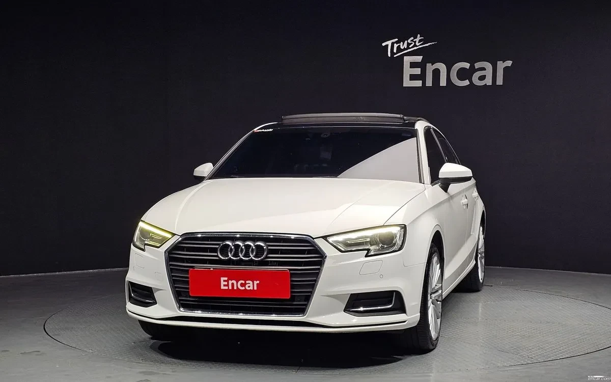 Audi A3 40 TFSI, снимка 3 - Автомобили и джипове - 54723798