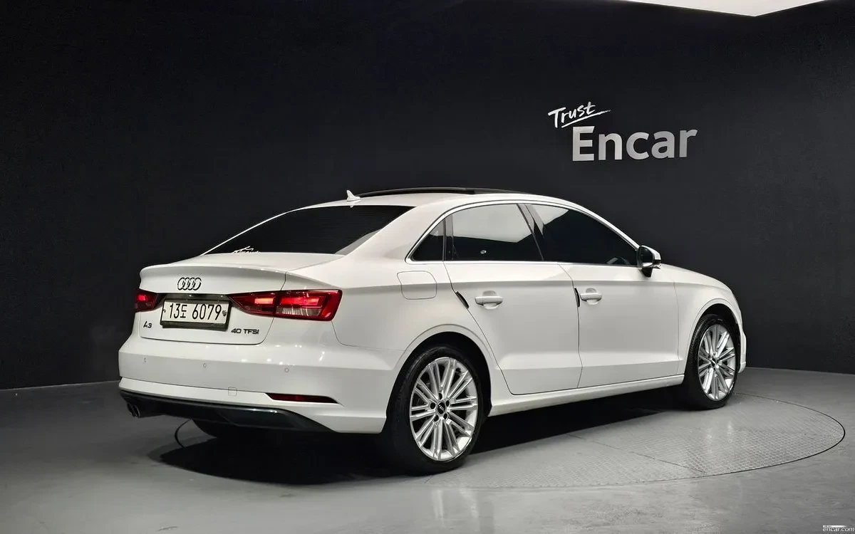 Audi A3 40 TFSI, снимка 2 - Автомобили и джипове - 54723798
