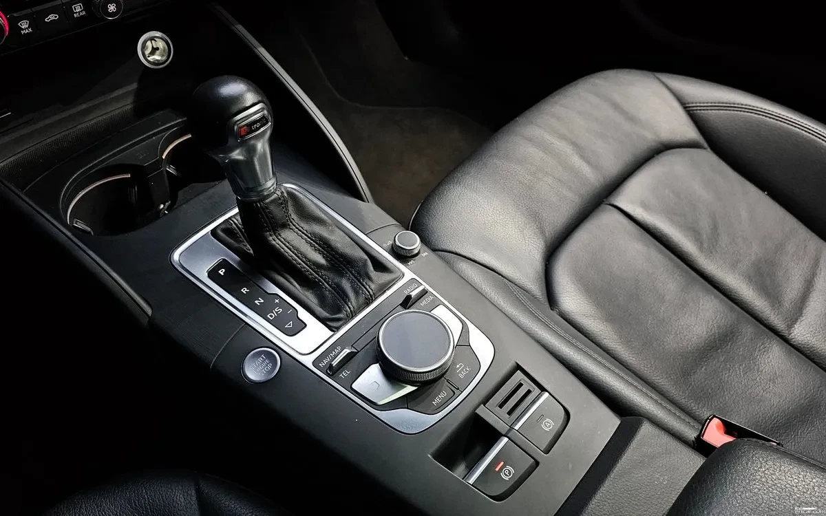 Audi A3 40 TFSI, снимка 9 - Автомобили и джипове - 54723798