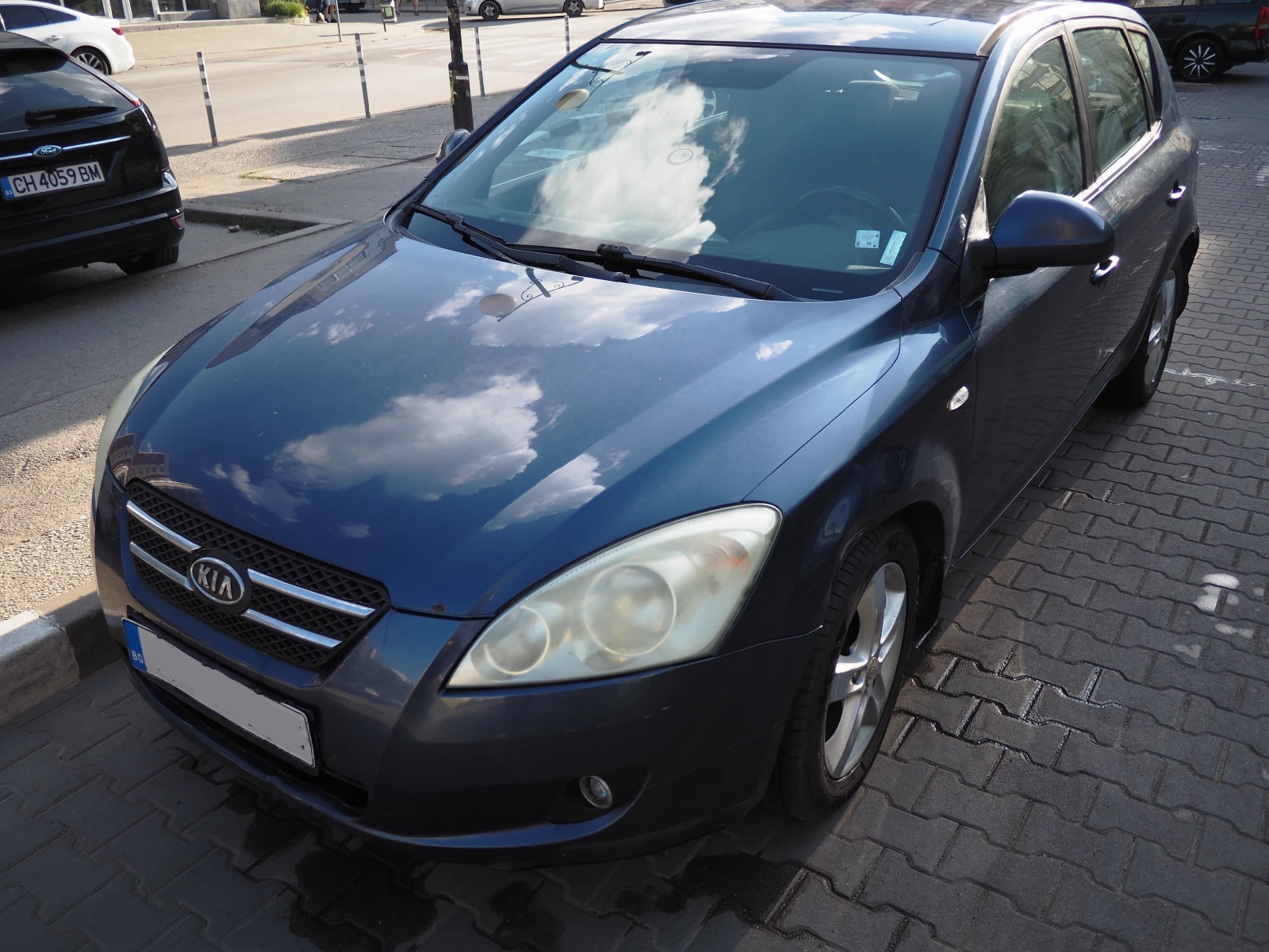 Kia Ceed 1.6 CRDI, снимка 8 - Автомобили и джипове - 54918436
