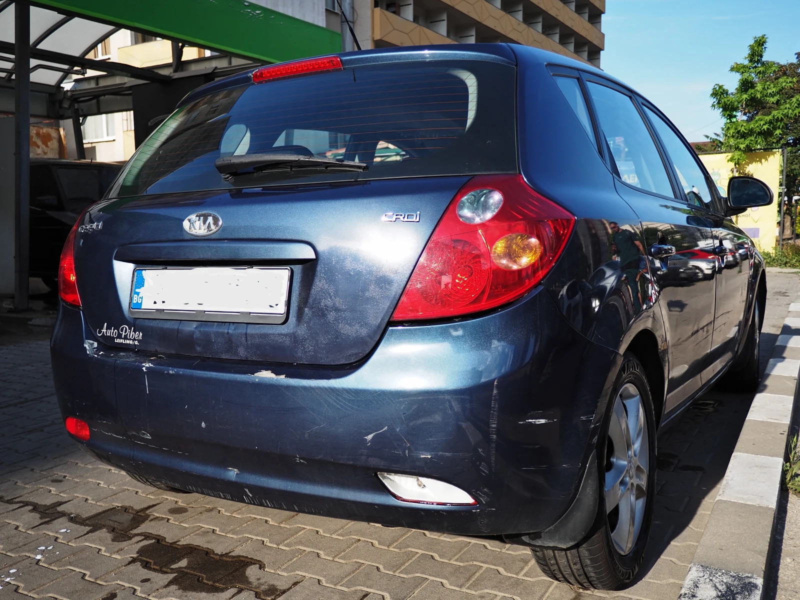 Kia Ceed 1.6 CRDI, снимка 6 - Автомобили и джипове - 54918436