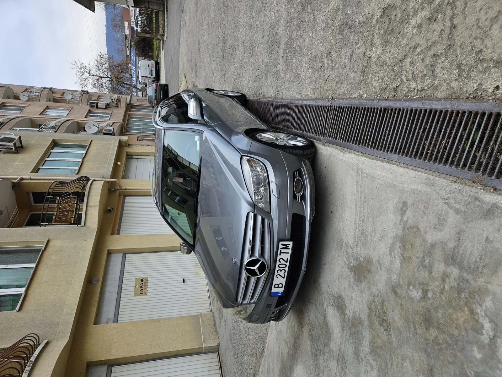 Mercedes-Benz C 220 2.2, снимка 4 - Автомобили и джипове - 54946564