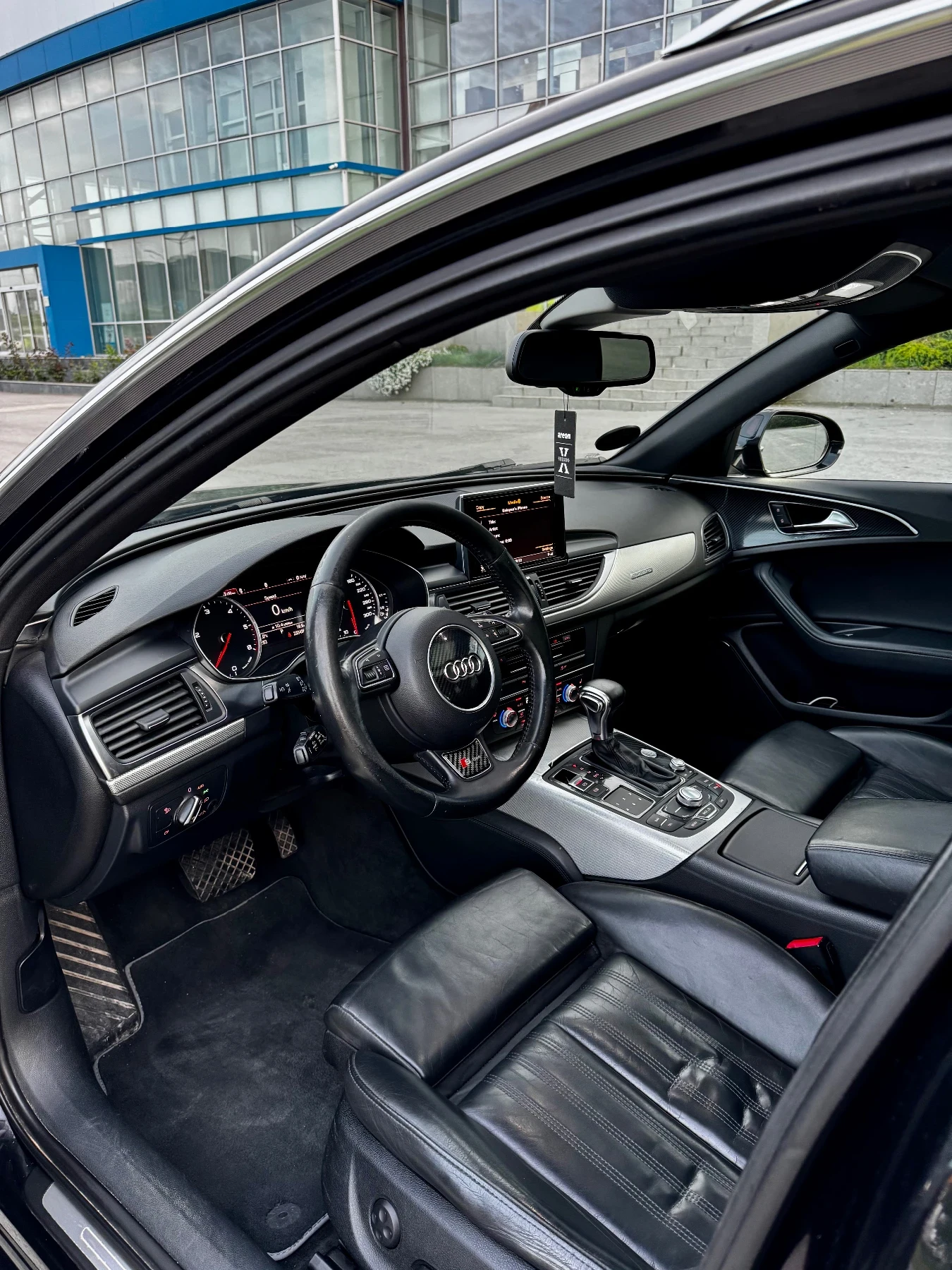 Audi A6 3.0TDI 245/Panorama/Distronic, снимка 8 - Автомобили и джипове - 55186055