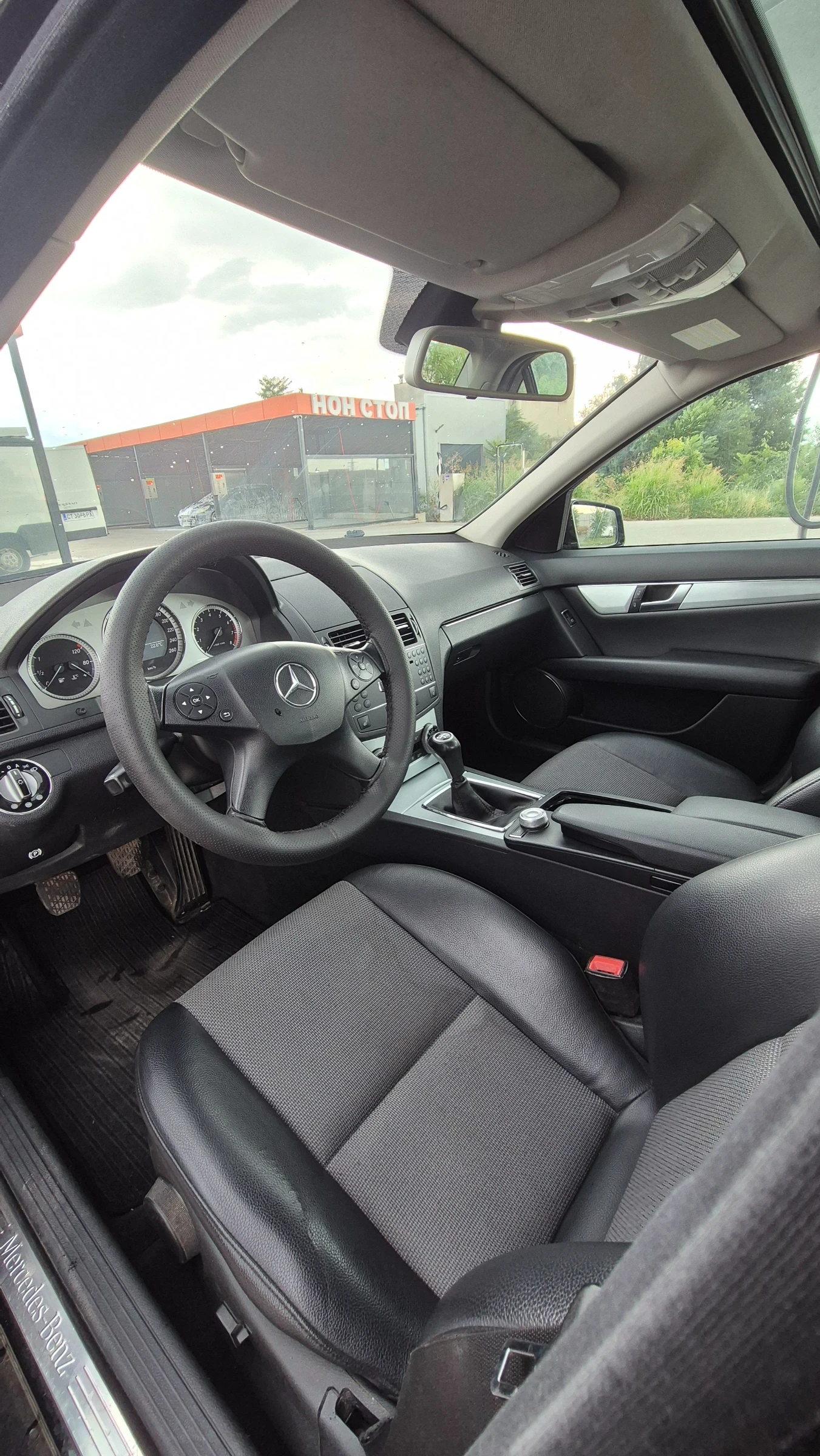 Mercedes-Benz C 180 Kompressor , снимка 6 - Автомобили и джипове - 55276179