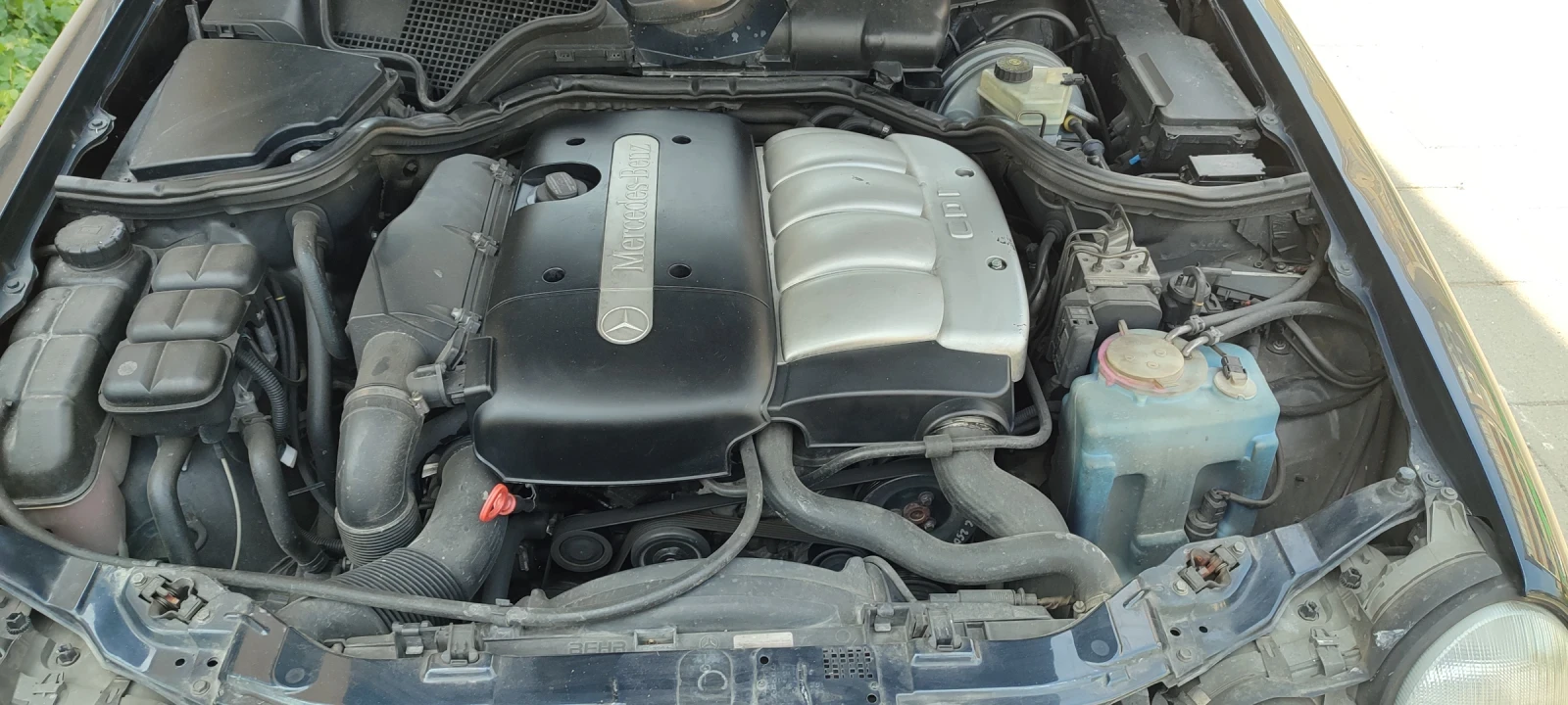 Mercedes-Benz E 200 Е 200, снимка 4 - Автомобили и джипове - 55338050