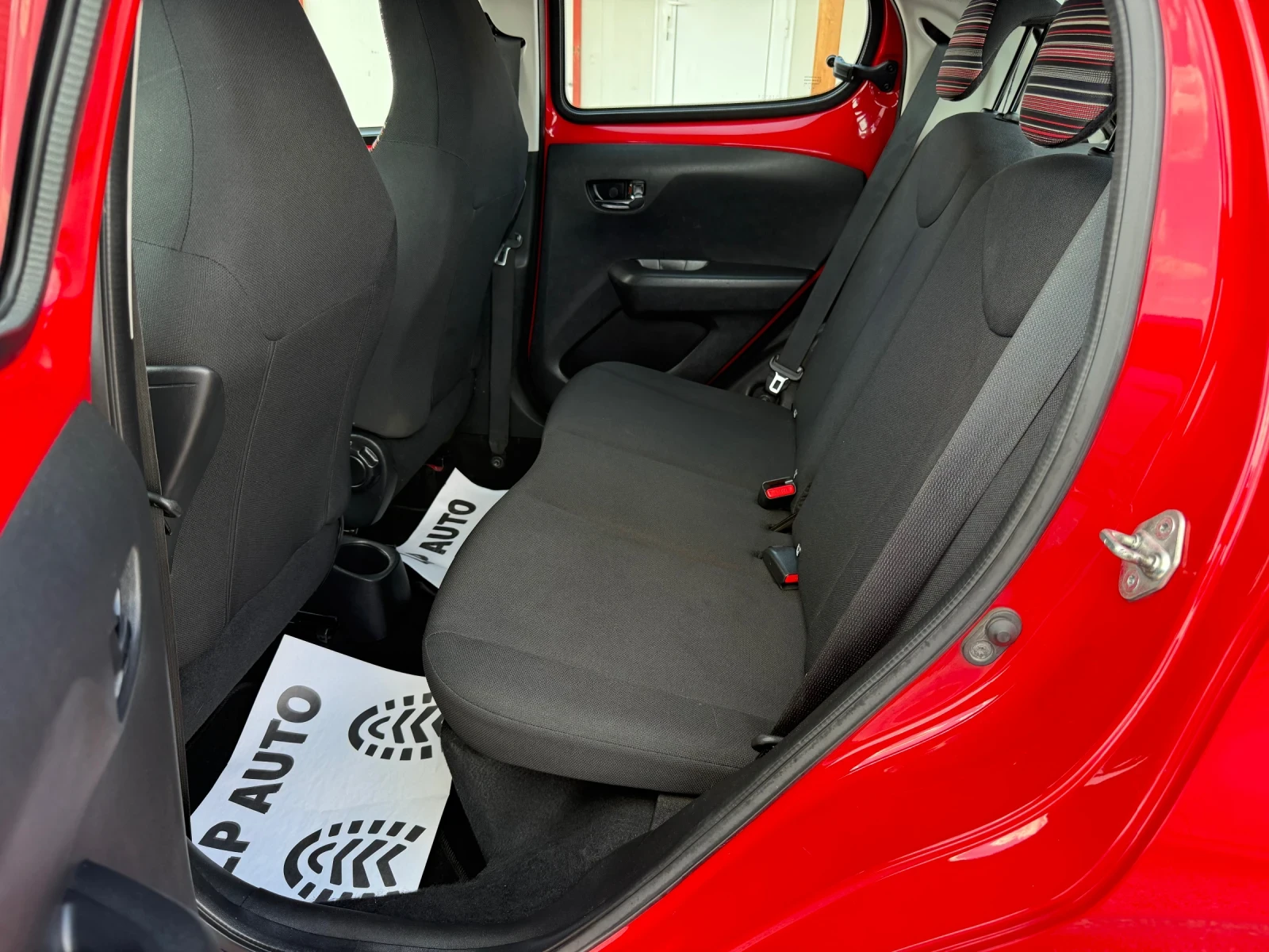 Citroen C1 1.0i* 72k.c* Shine* FULL, снимка 10 - Автомобили и джипове - 55834087