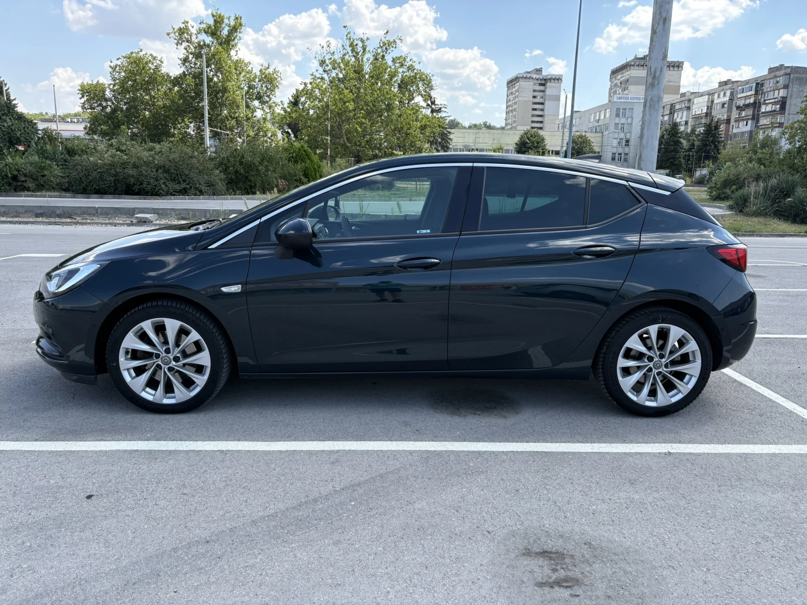 Opel Astra Innovation, снимка 2 - Автомобили и джипове - 56235571
