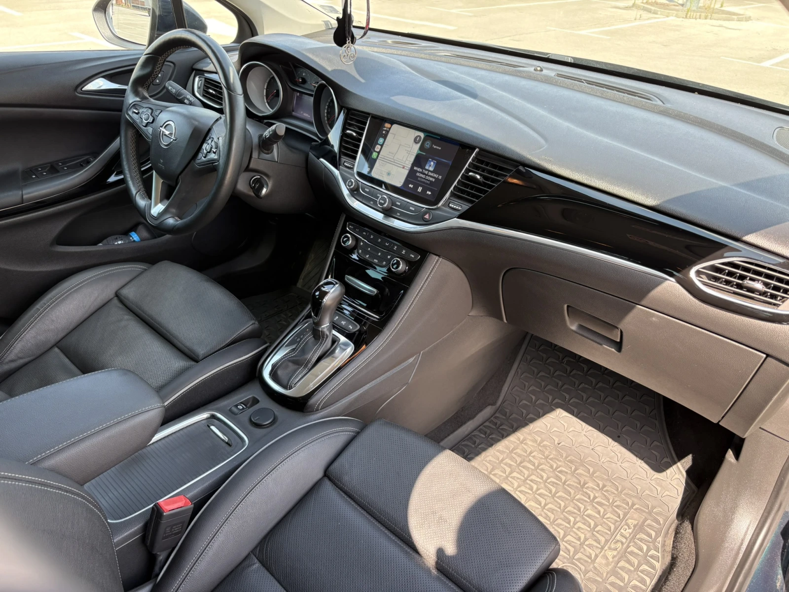 Opel Astra Innovation, снимка 8 - Автомобили и джипове - 56235571