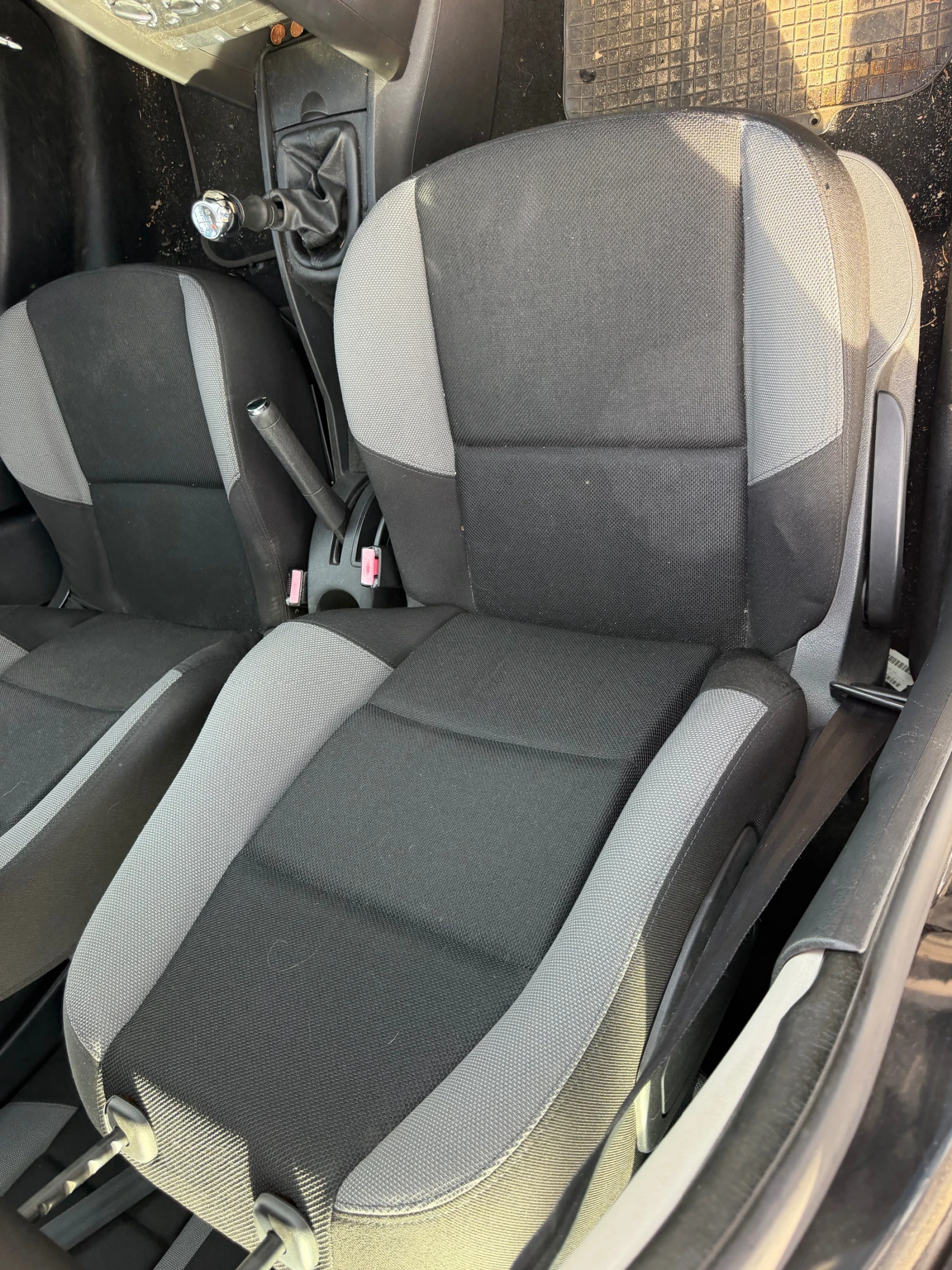 Peugeot 207 1.4i  | Mobile.bg � ����������� 9