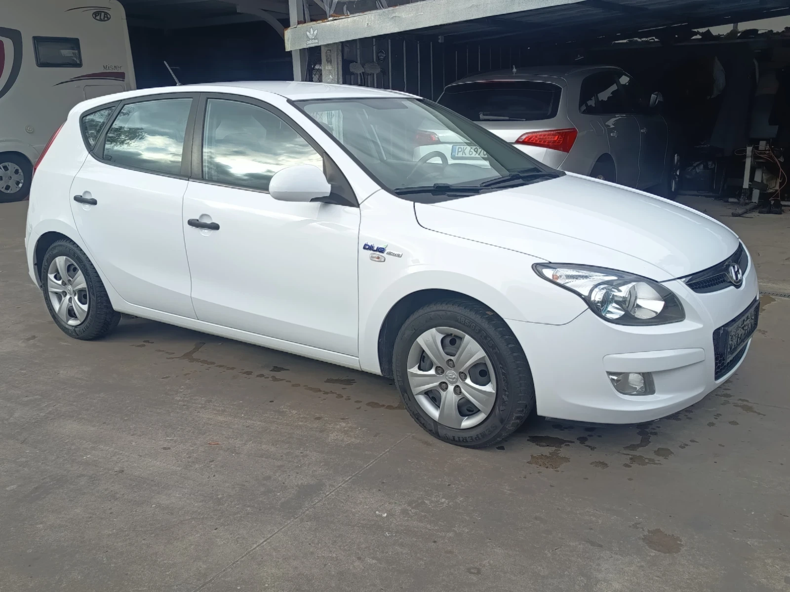 Hyundai I30 1.4i, снимка 3 - Автомобили и джипове - 56684444