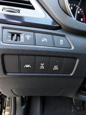 Hyundai Santa fe 4X4 Premium Всички Екстри!, снимка 14