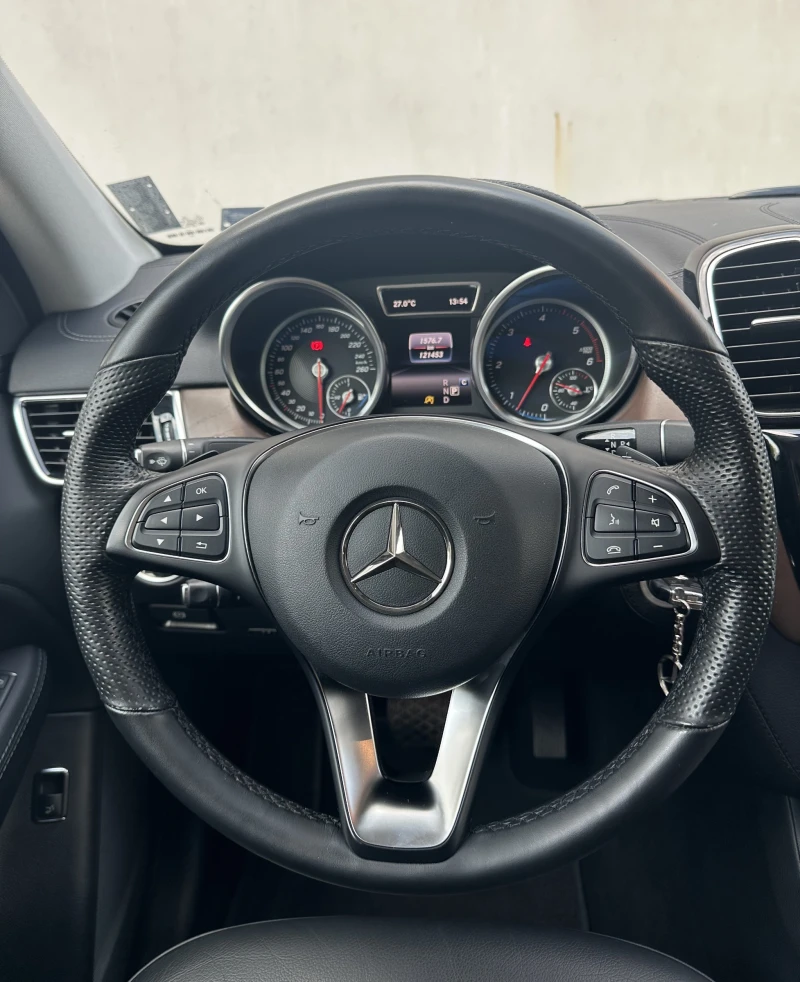 Mercedes-Benz GLE Coupe 350d AMG 4 Matic, снимка 8 - Автомобили и джипове - 47583328