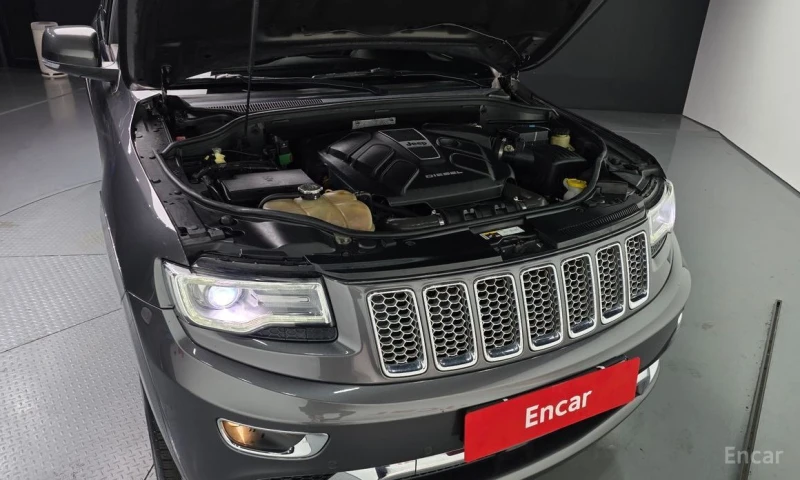Jeep Grand cherokee, снимка 6 - Автомобили и джипове - 52964637