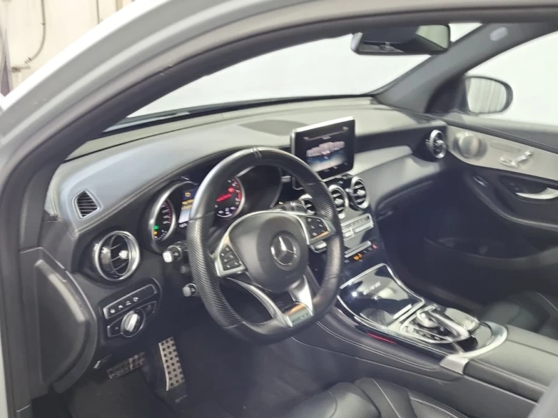 Mercedes-Benz GLC * AMG 63 S * CARFAX * БЕЗ ПЪРВОНАЧАЛНА ВНОСКА, снимка 9 - Автомобили и джипове - 53072374