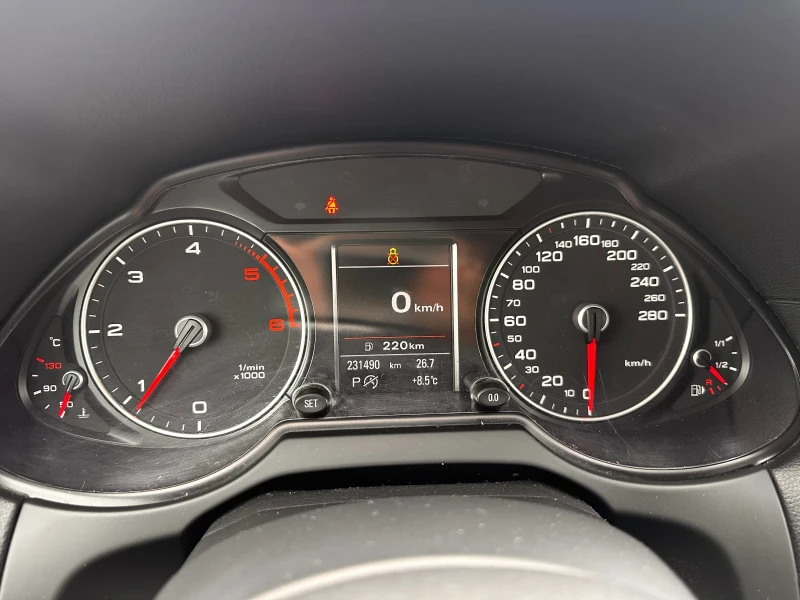 Audi Q5 2.0 TDI 190ks, снимка 9 - Автомобили и джипове - 53417417