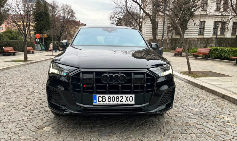 Audi SQ7 TFSI V8 507ps MATRIX AUDI ZENTRUM 12M ГАРАНЦИЯ, снимка 2 - Автомобили и джипове - 53560127