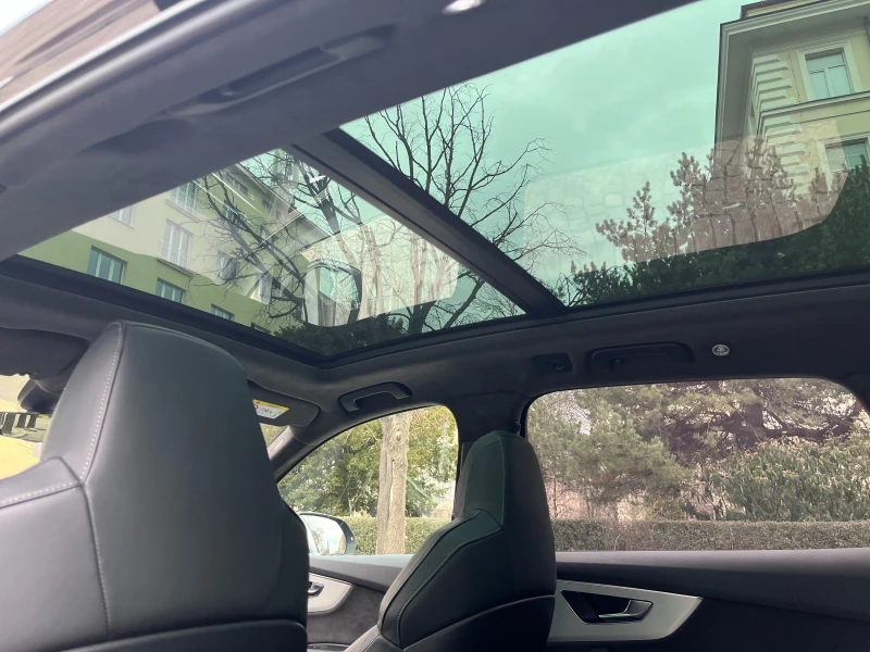 Audi SQ7 TFSI V8 507ps MATRIX AUDI ZENTRUM 12M ГАРАНЦИЯ, снимка 16 - Автомобили и джипове - 53560127