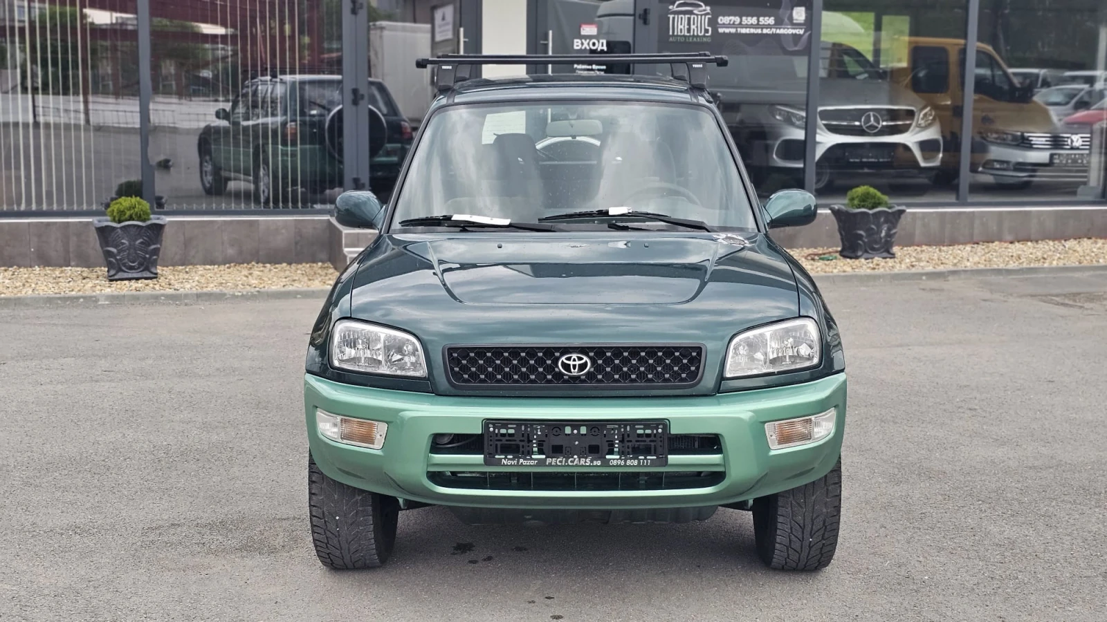 Toyota Rav4 2.0i 4x4 5SP-БЕЗ РЪЖДА-БЛОКАЖ-ТОП СЪСТ.-ЛИЗИНГ - изображение 2