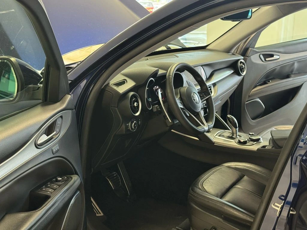 Alfa Romeo Stelvio Sport* 4x4* ПОДГРЕВИ* М.ТОЧКА* CARPLAY - изображение 8