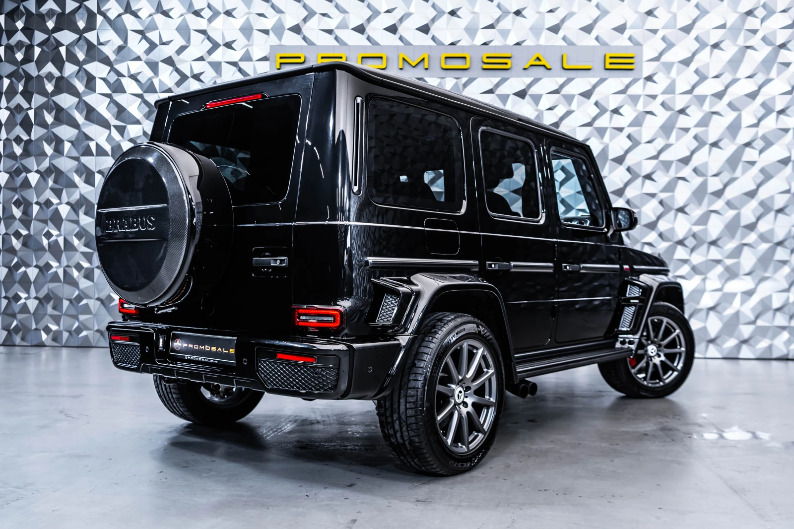 Mercedes-Benz G 63 AMG Brabus Pack* Burmester* Carbon - изображение 4