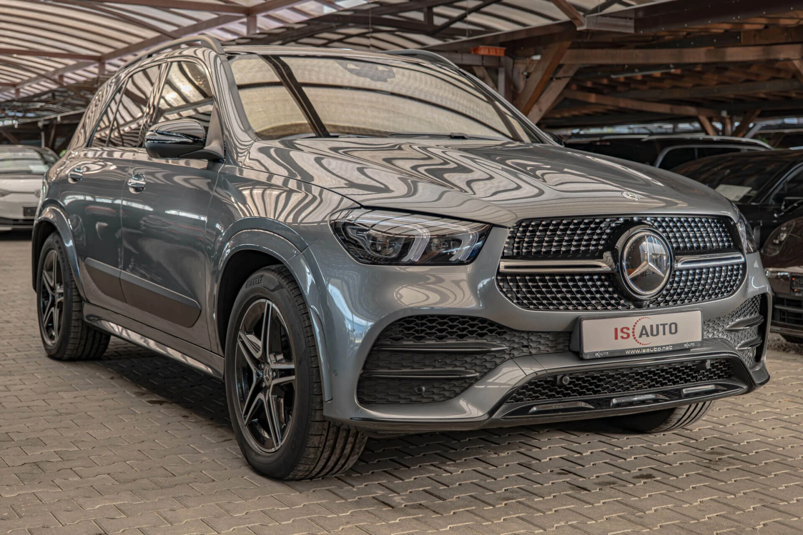 Mercedes-Benz GLE 580 AMG/Обдухване/Вакум/Алкантар/HuD/Burmester - изображение 2