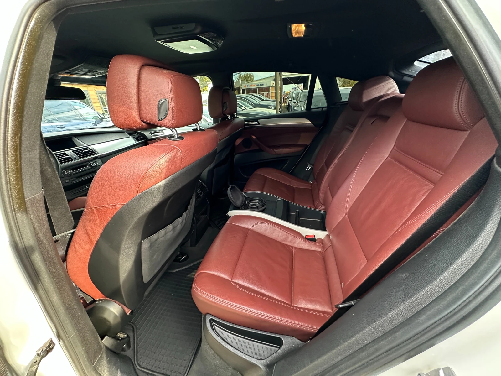 BMW X6 4.0d xDRIVE/8ск./SPORT/NAVI/КАМЕРА, снимка 11 - Автомобили и джипове - 53905934