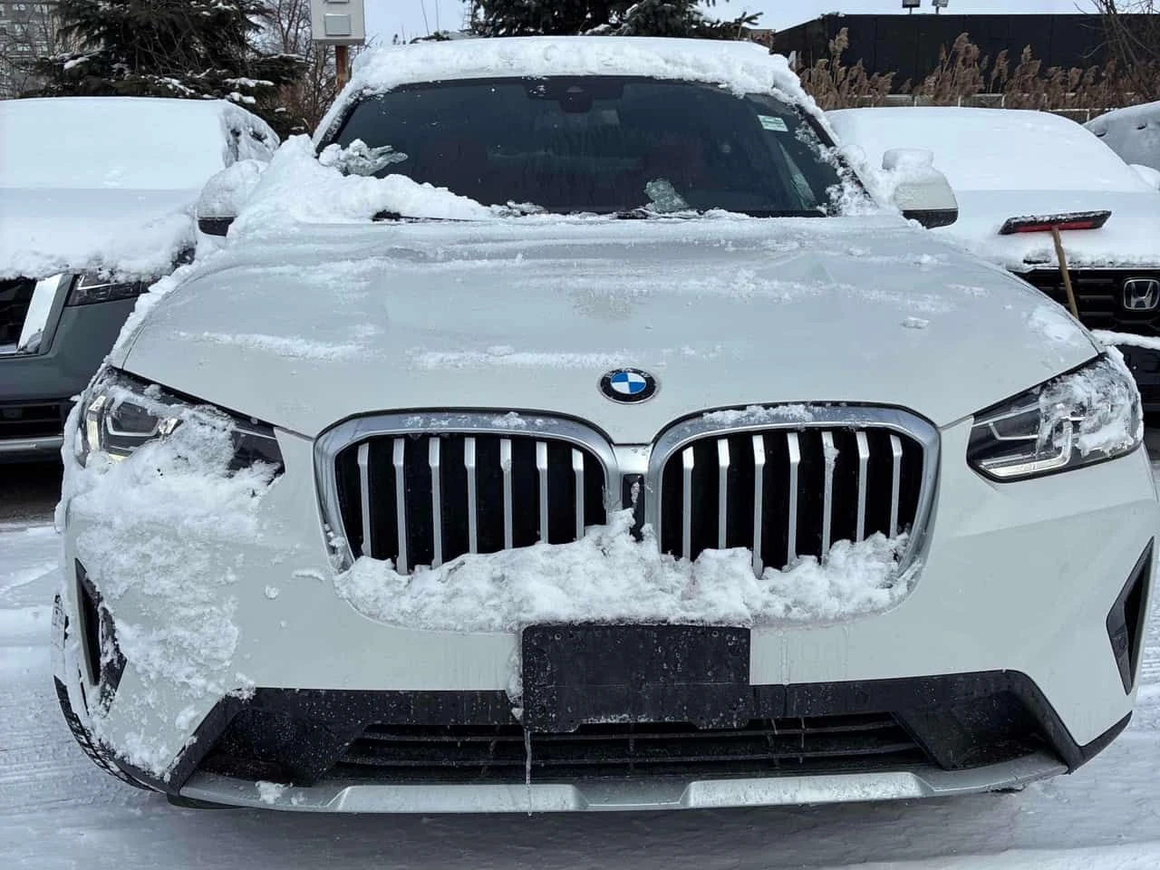 BMW X3 XDRIVE30I/CARFAX/ПАНОРАМА/ПОДГРЕВИ, снимка 2 - Автомобили и джипове - 53934197