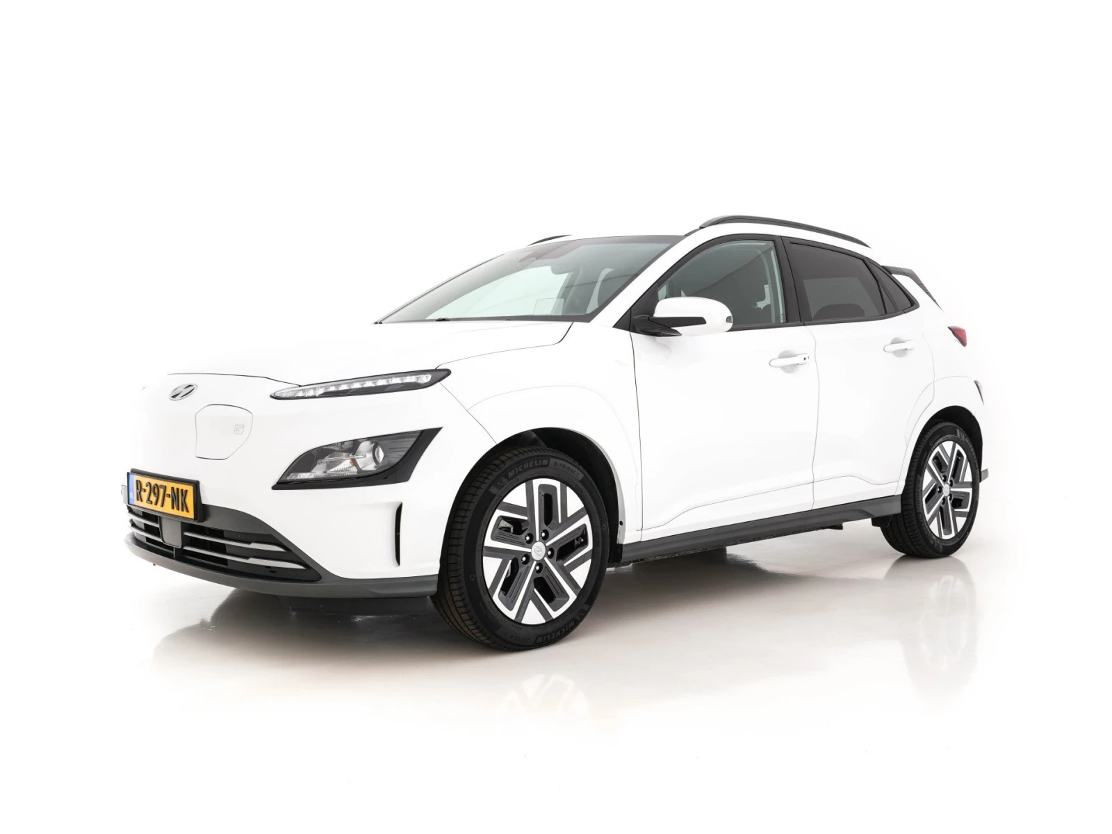 Hyundai Kona 39 kWh Fashion , снимка 2 - Автомобили и джипове - 54413554