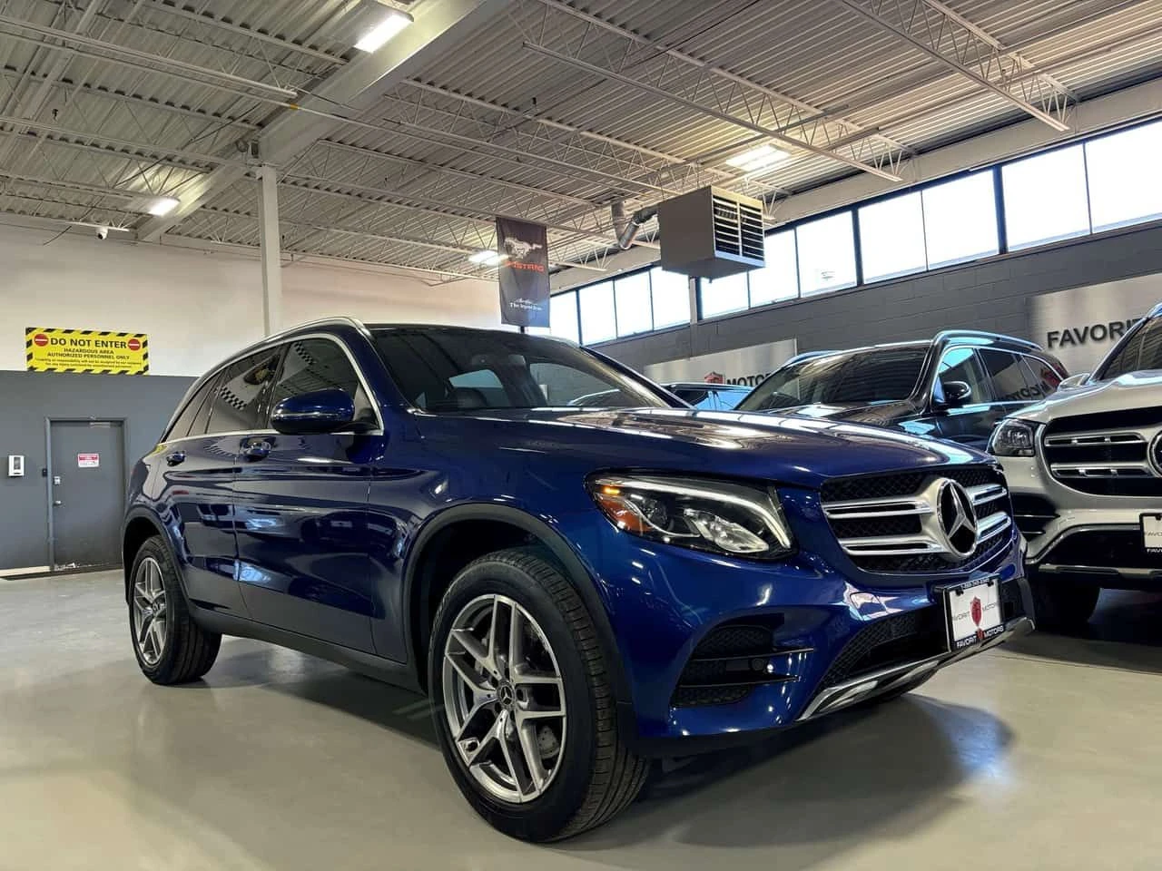 Mercedes-Benz GLC * 300 4MATIC * ���������� ��� ������������ ������ | Mobile.bg � ����������� 2