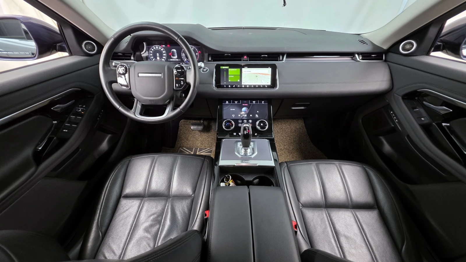 Land Rover Range Rover Evoque D180 SE AWD, снимка 7 - Автомобили и джипове - 54693120
