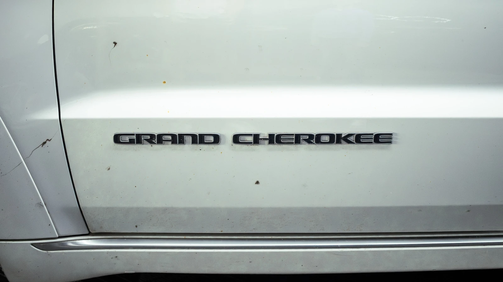 Jeep Grand cherokee SUMMIT * ДИСТРОНИК* ОБДУХВАНЕ* ДВА ЧИФТА ГУМИ/ДЖАН, снимка 8 - Автомобили и джипове - 55445781
