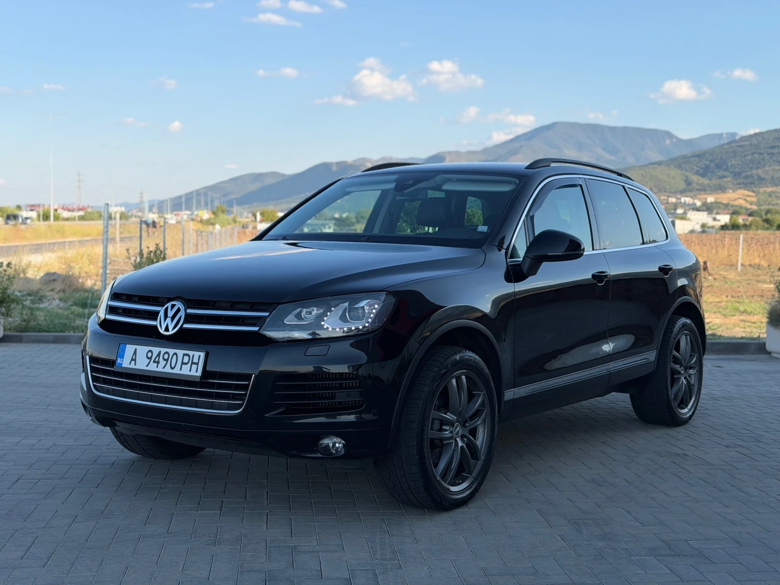 VW Touareg, снимка 9 - Автомобили и джипове - 55837554